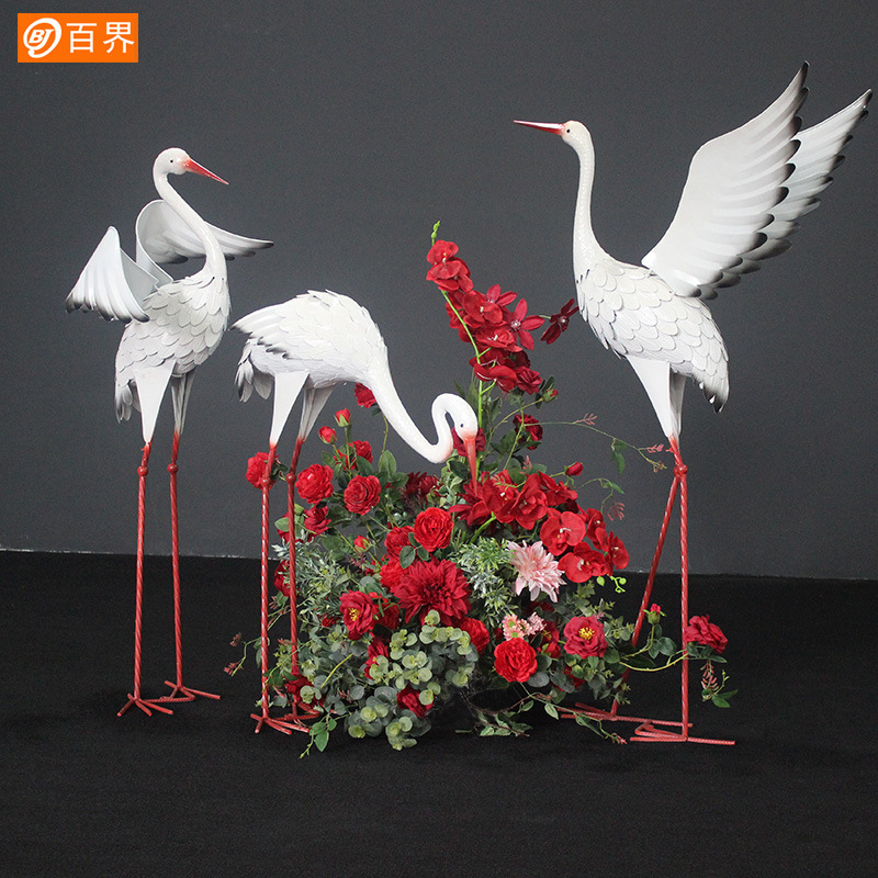 Wrought Iron Red-crowned Crane - Home Decor Simulator reseña y precio