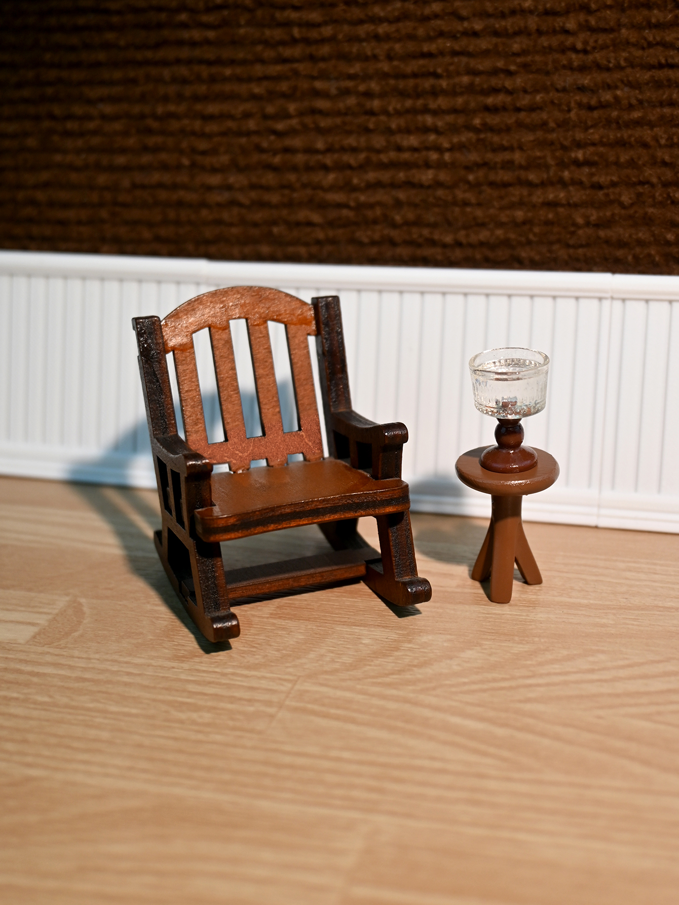 Miniature Rocking Chair, Minia - Home Decor Solution reseña y precio