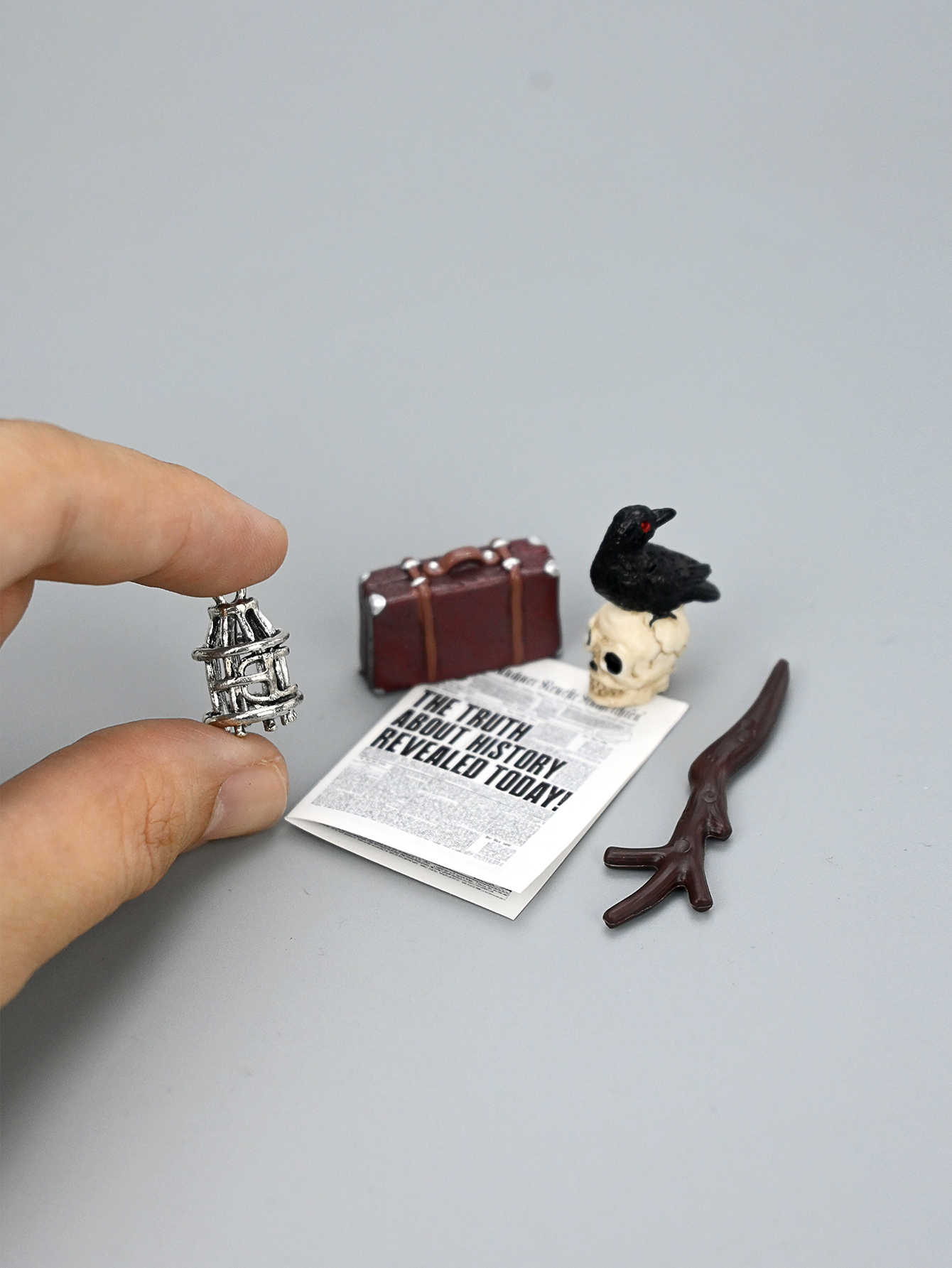 Miniature Academy Luggage Scen - Home Decor Solution reseña y precio
